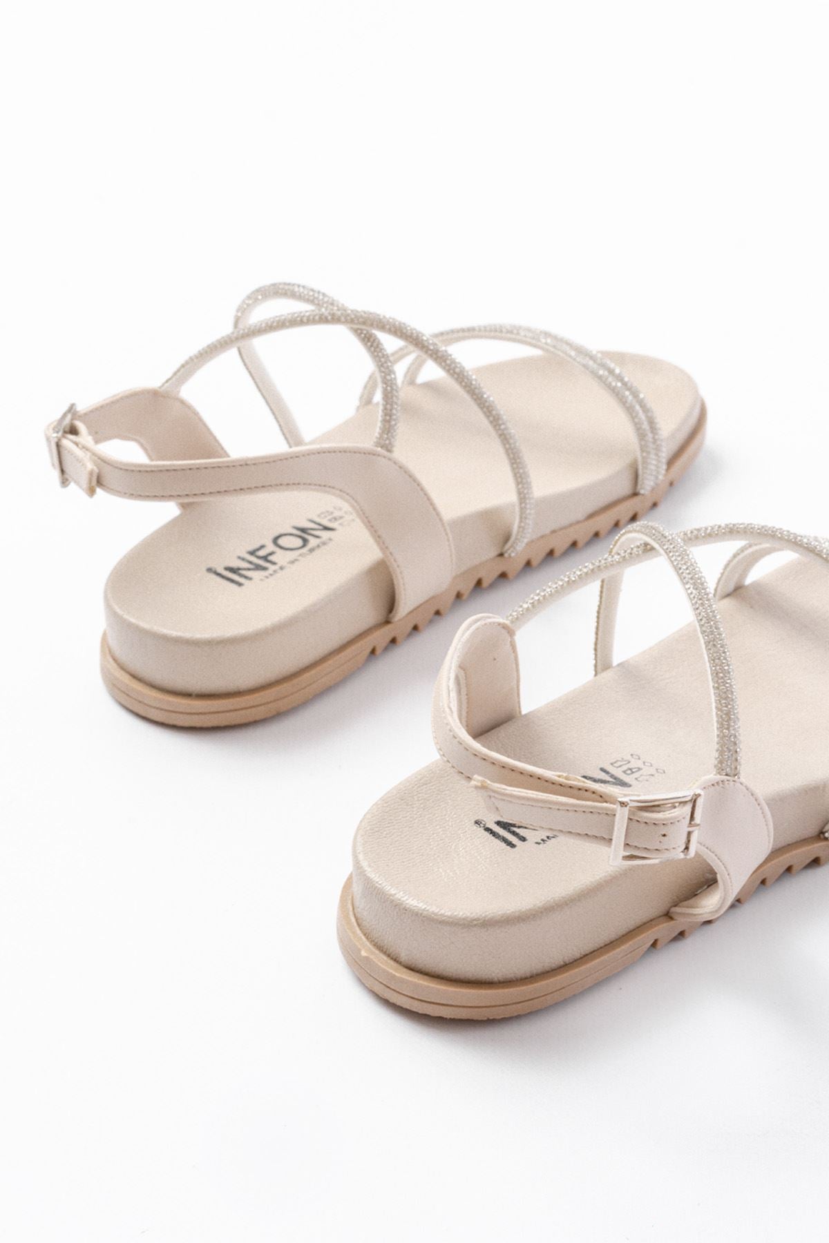 Ayakkabı Aşkı Bej Gümüş Taşlı Günlük Kadın Sandalet - Ayakkabı Aşkı