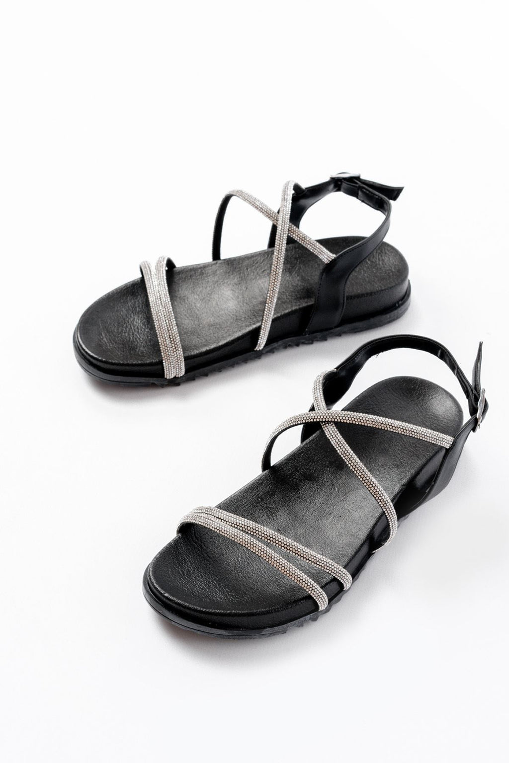 Ayakkabı Aşkı Siyah Gümüş Taşlı Günlük Kadın Sandalet