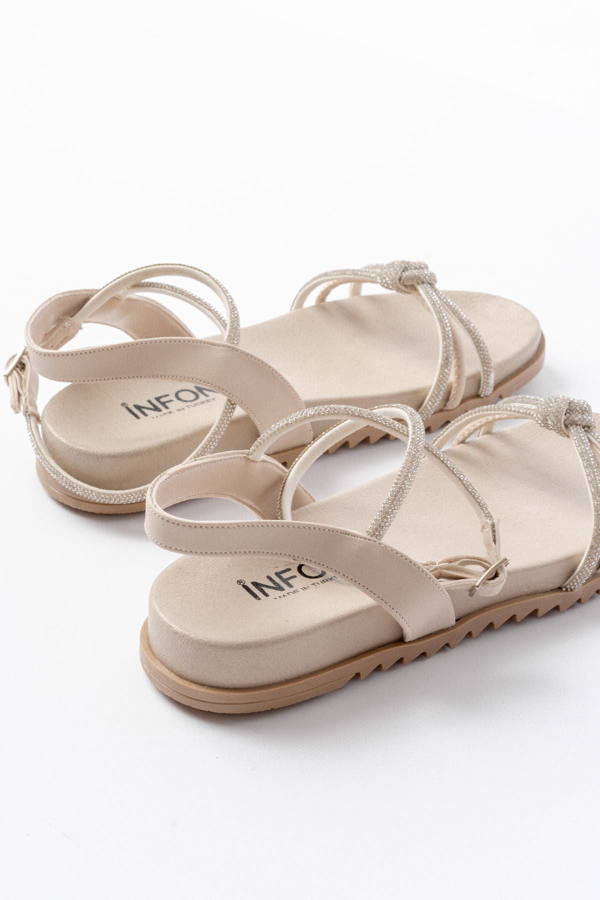 Ayakkabı Aşkı Bej Gümüş Taşlı Günlük Kadın Sandalet