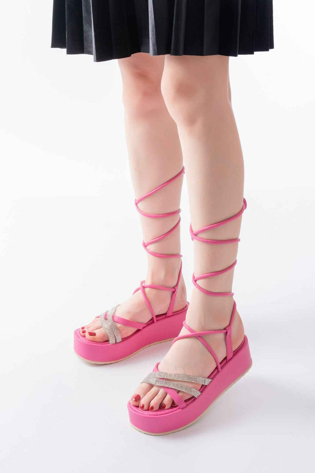 Ayakkabı Aşkı 861-1010 Fuşya Gümüş Taşlı Bilekten Bağlamalı Kadın Sandalet