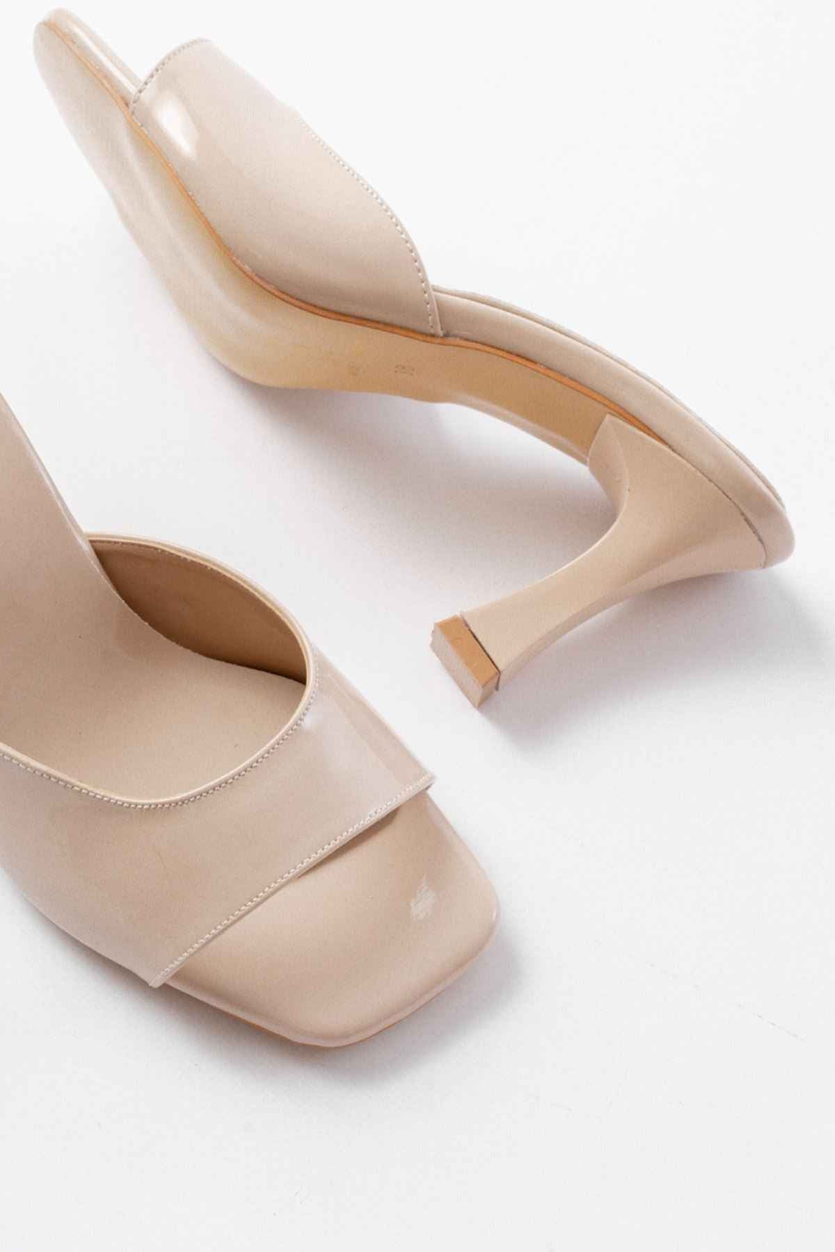 Ayakkabı Aşkı S-617 Bej Rugan Günlük Topuklu Kadın Terlik