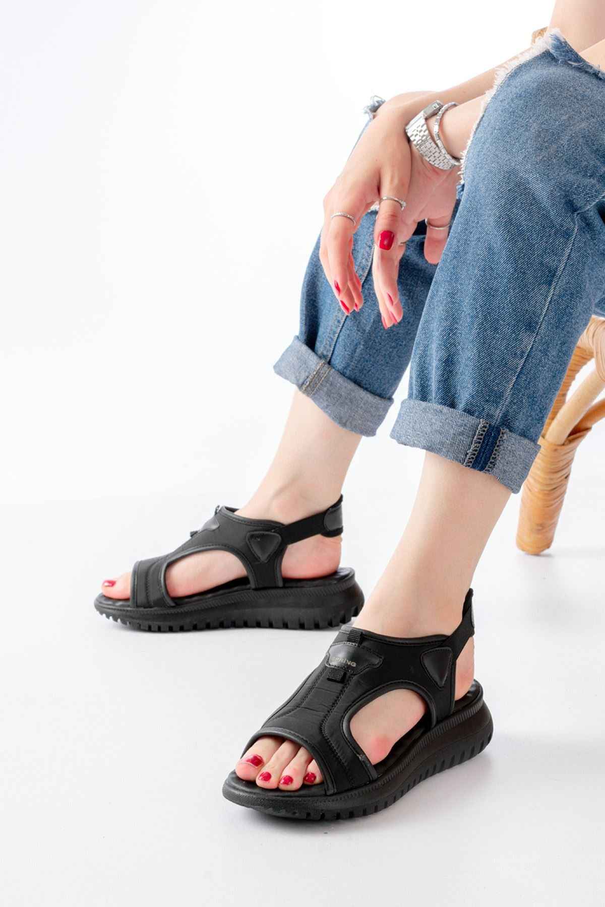 Ayakkabı Aşkı T-221 Siyah Spring Paraşüt Kumaş Lastikli Ortopedik Kadın Sandalet