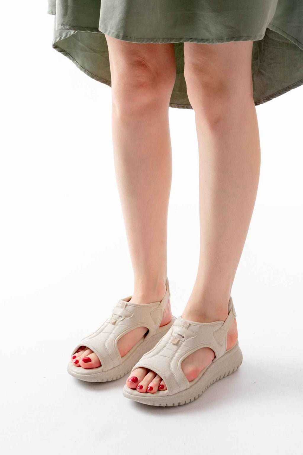 Ayakkabı Aşkı T-221 Bej  Spring Paraşüt Kumaş Lastikli Ortopedik Kadın Sandalet