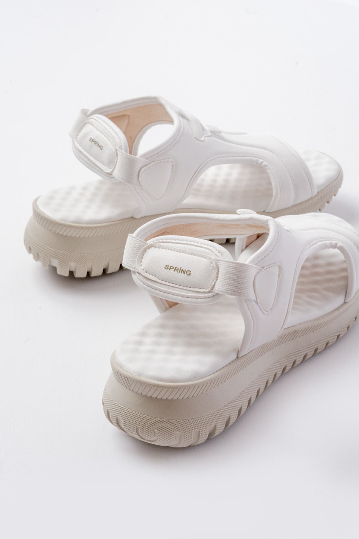 Ayakkabı Aşkı Beyaz Spring Paraşüt Kumaş Lastikli Ortopedik Kadın Sandalet