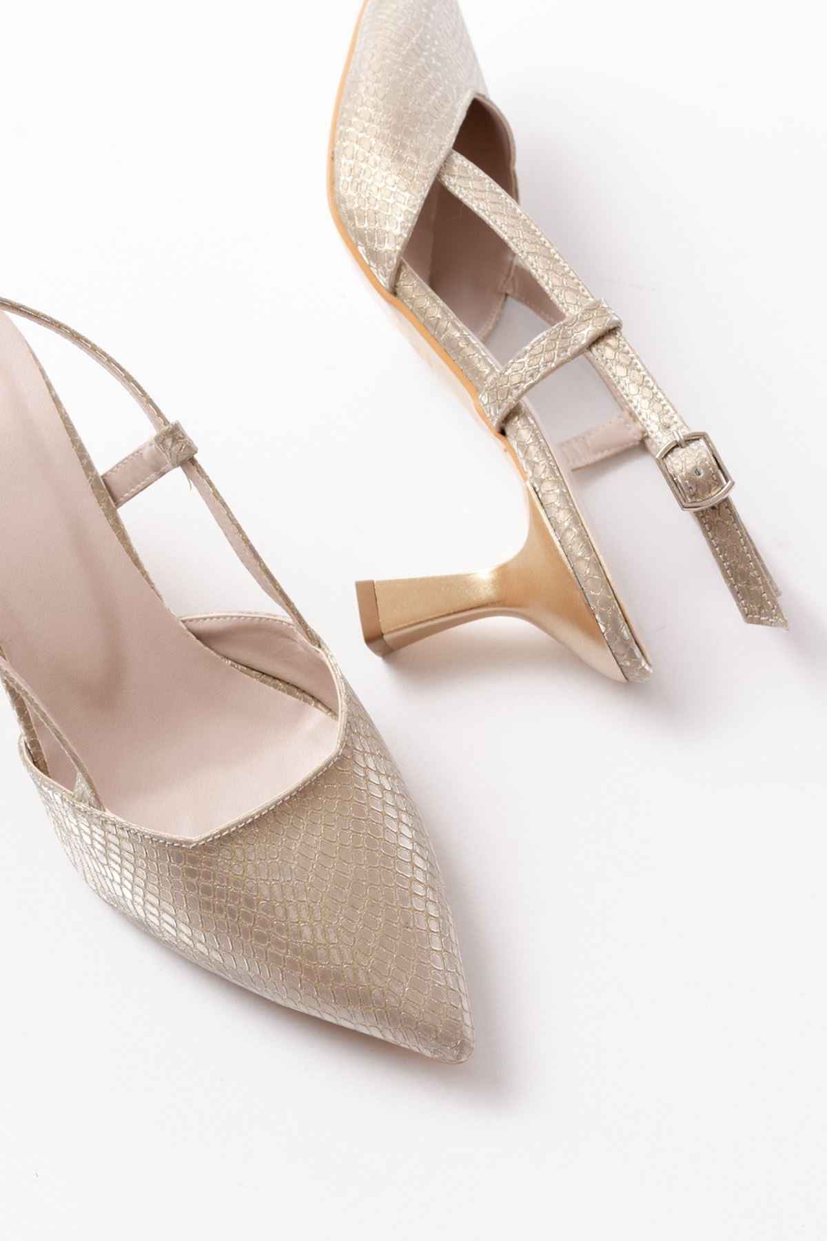 Ayakkabı Aşkı 725 Gold Pul Desenli Sivri Burunlu  Topuklu Kadın Ayakkabı