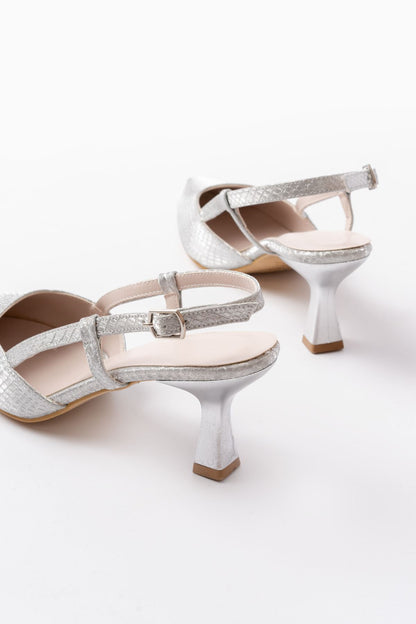 Ayakkabı Aşkı 725 Gümüş Pul Desenli Sivri Burunlu Topuklu Kadın Ayakkabı