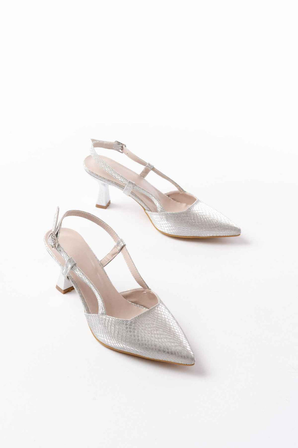 Ayakkabı Aşkı 725 Gümüş Pul Desenli Sivri Burunlu Topuklu Kadın Ayakkabı