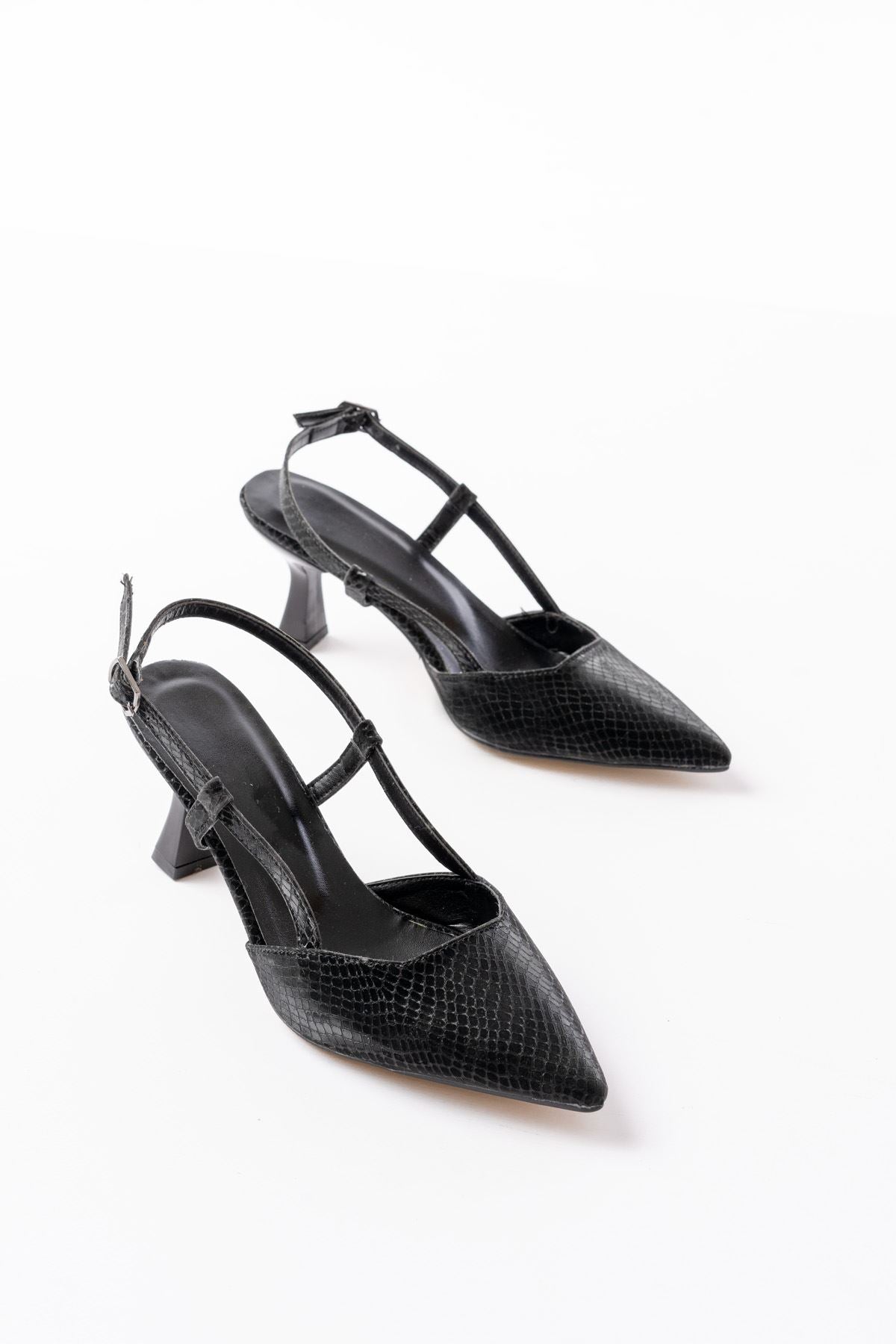 Ayakkabı Aşkı 725 Siyah Pul Desenli Sivri Burunlu Topuklu Kadın Ayakkabı