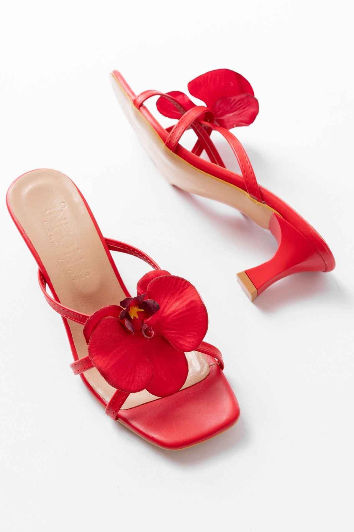 Ayakkabı Aşkı S-622 Kırmızı Orkide Detaylı Ince Topuklu Kadın Terlik