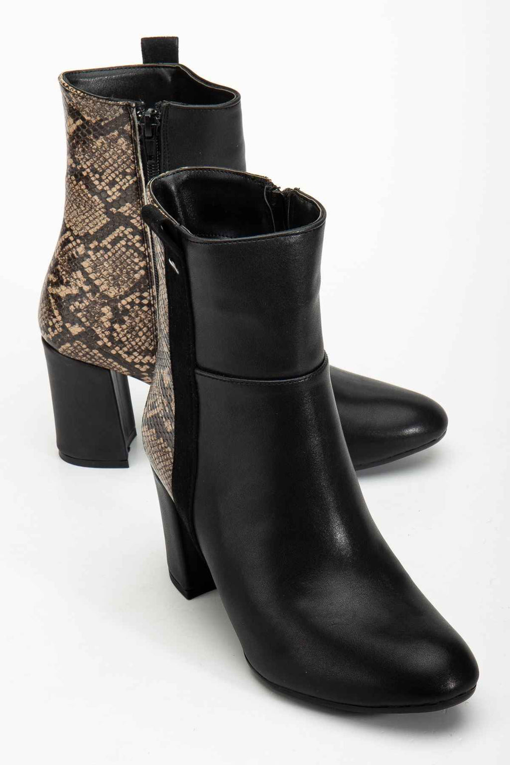 Ayakkabı Aşkı 292 Siyah Leopar Desen Detaylı Fermuarlı Yüksek Topuklu Günlük Kadın Bot