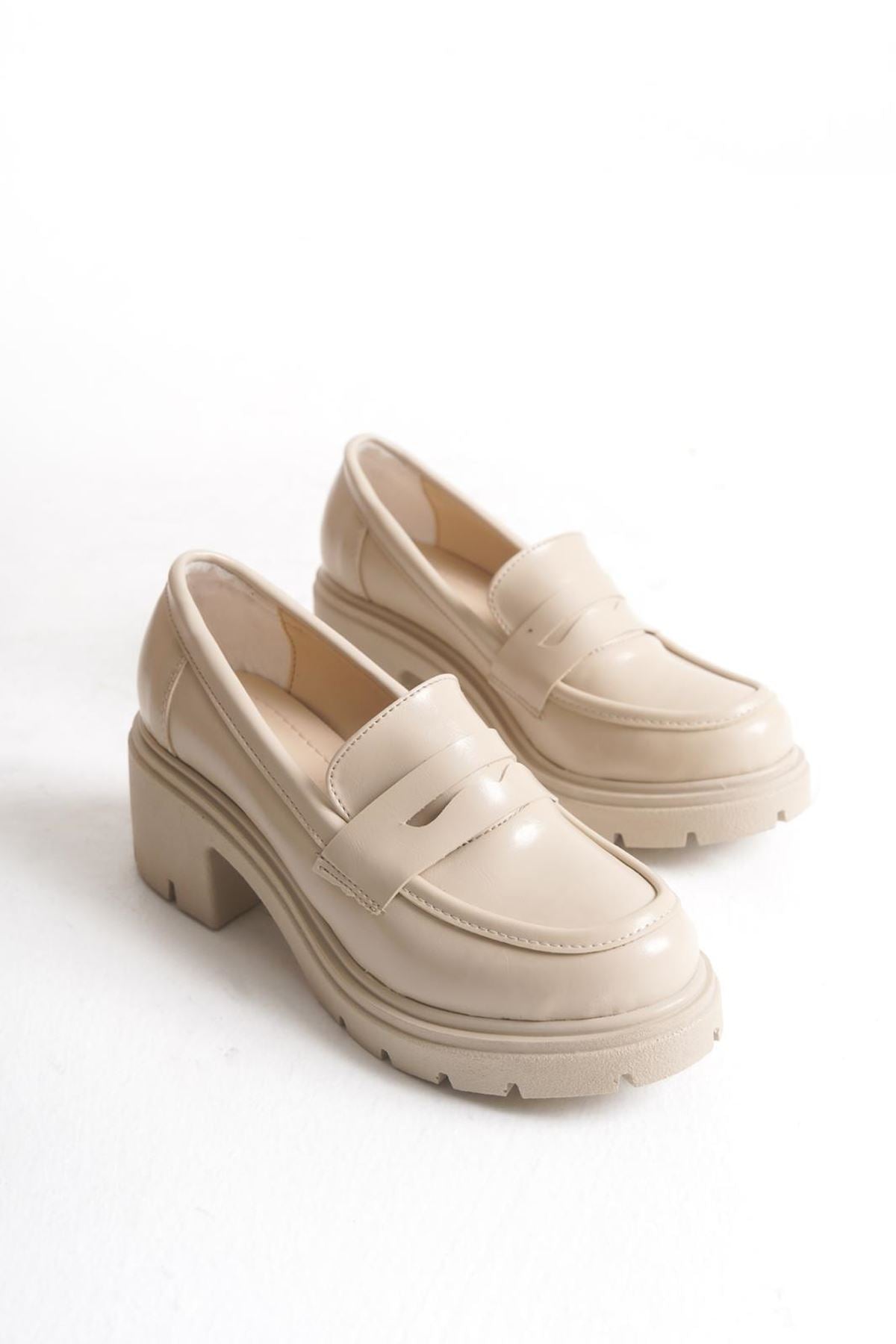 Ayakkabı Aşkı Bej Kırışık Rugan Yüksek Tabanlı Loafer Ayakkabı