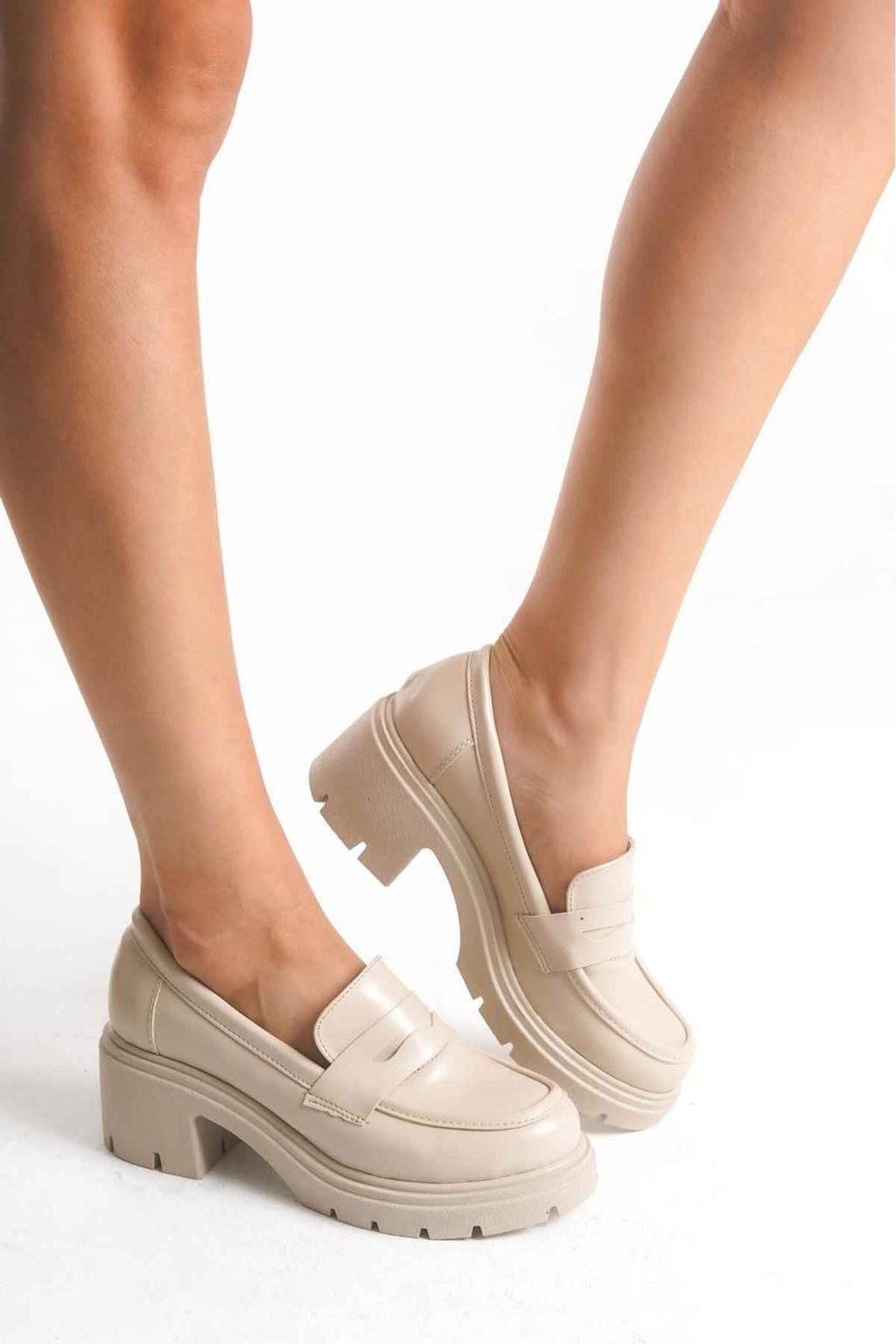 Ayakkabı Aşkı Bej Kırışık Rugan Yüksek Tabanlı Loafer Ayakkabı