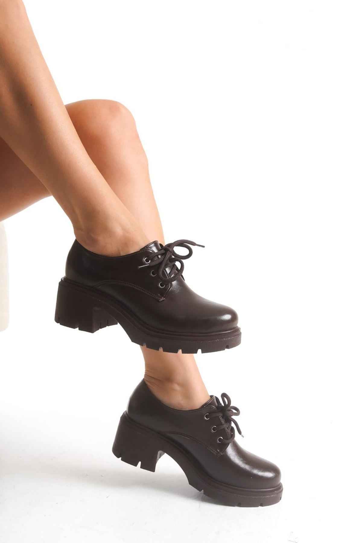 Ayakkabı Aşkı K-707 Kahve Kırışık Rugan Yüksek Tabanlı Bağcıklı  Loafer Ayakkabı