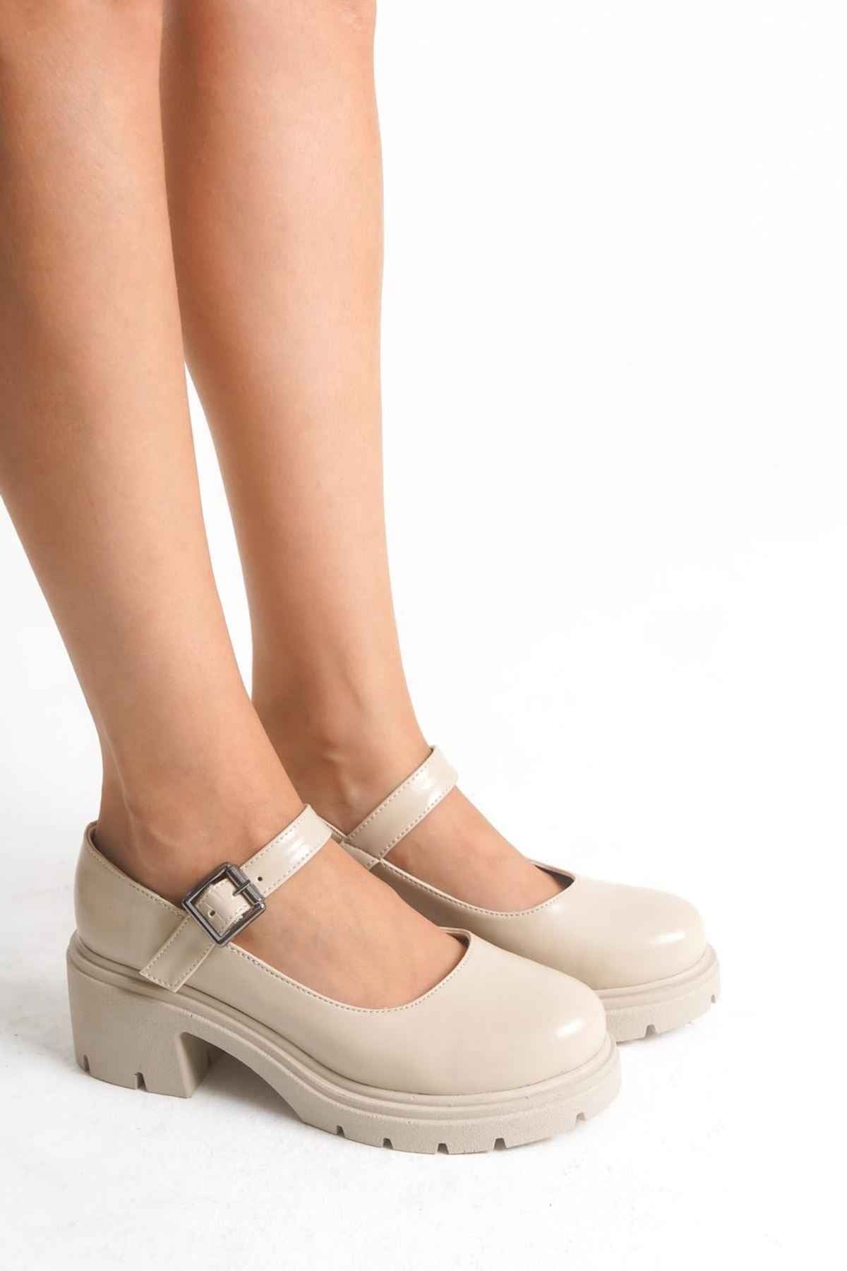 Ayakkabı Aşkı Bej Kırışık Rugan Tokalı Yüksek Tabanlı Loafer Ayakkabı