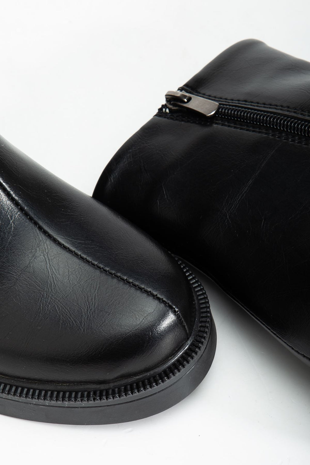 Ayakkabı Aşkı Siyah Kırışık Rugan Fermuarlı Günlük Kadın Bot