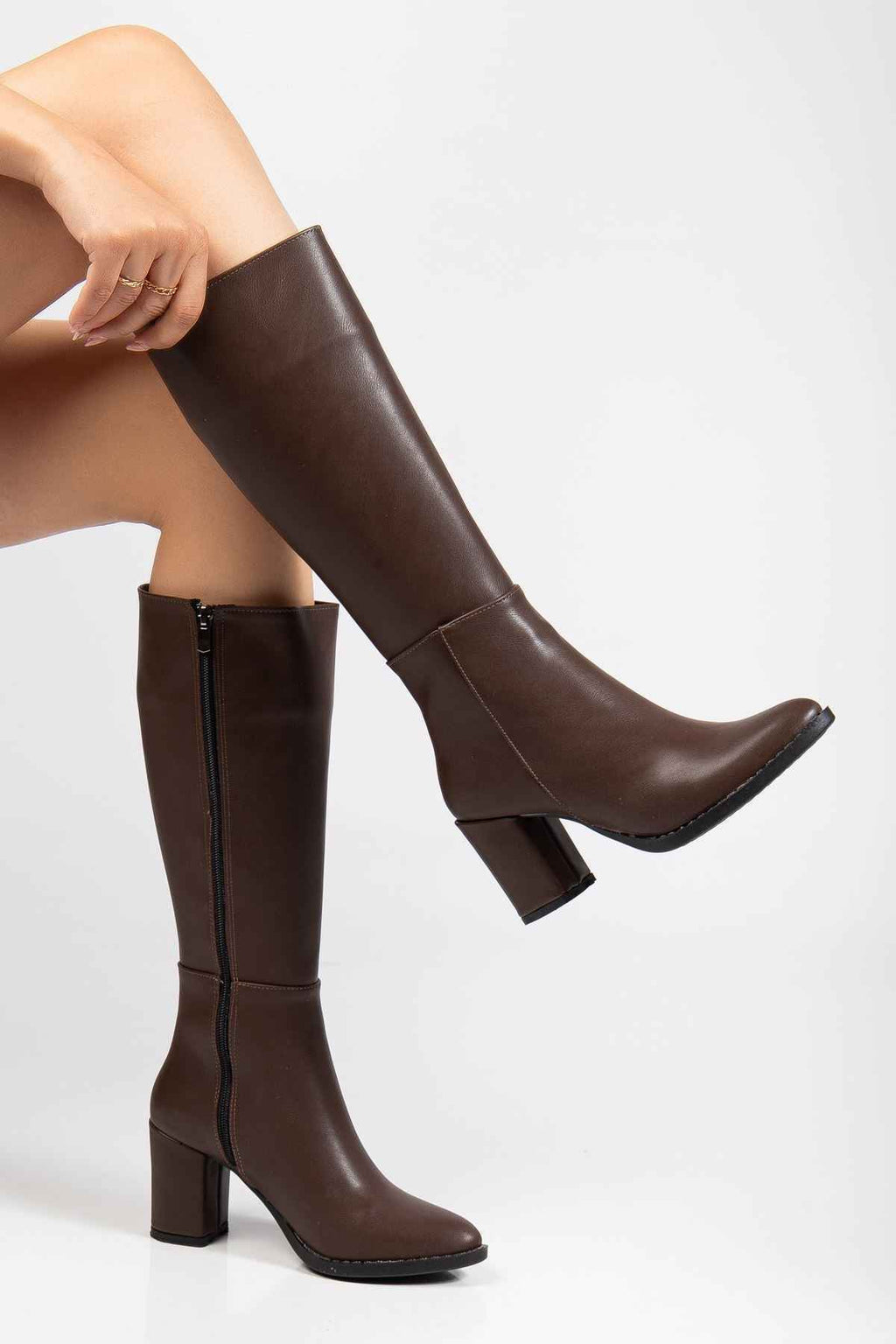 Ayakkabı Aşkı Ysn-4422 Kahve Topuklu Kadın Çizme