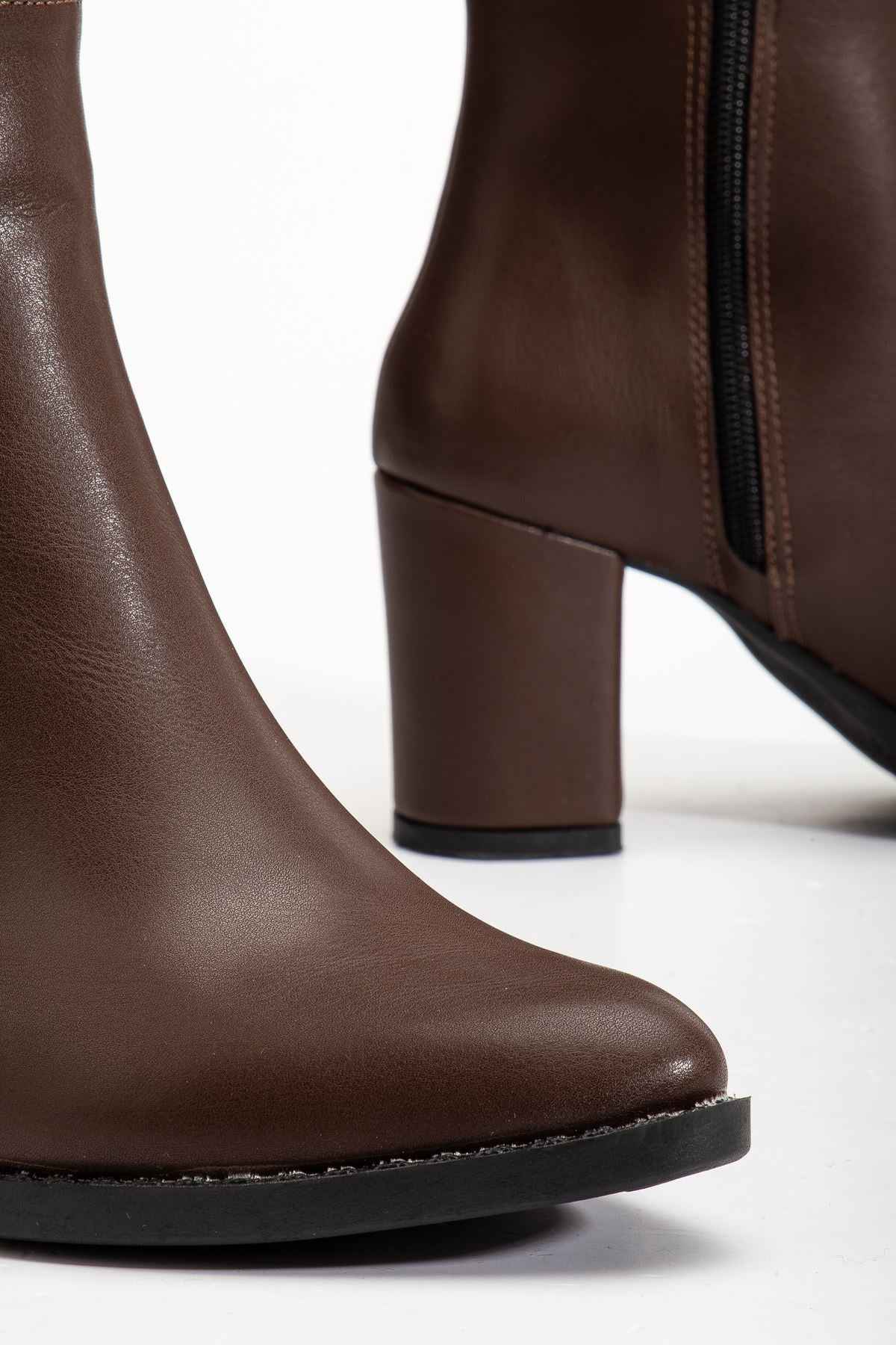 Ayakkabı Aşkı Ysn-4422 Kahve Topuklu Kadın Çizme