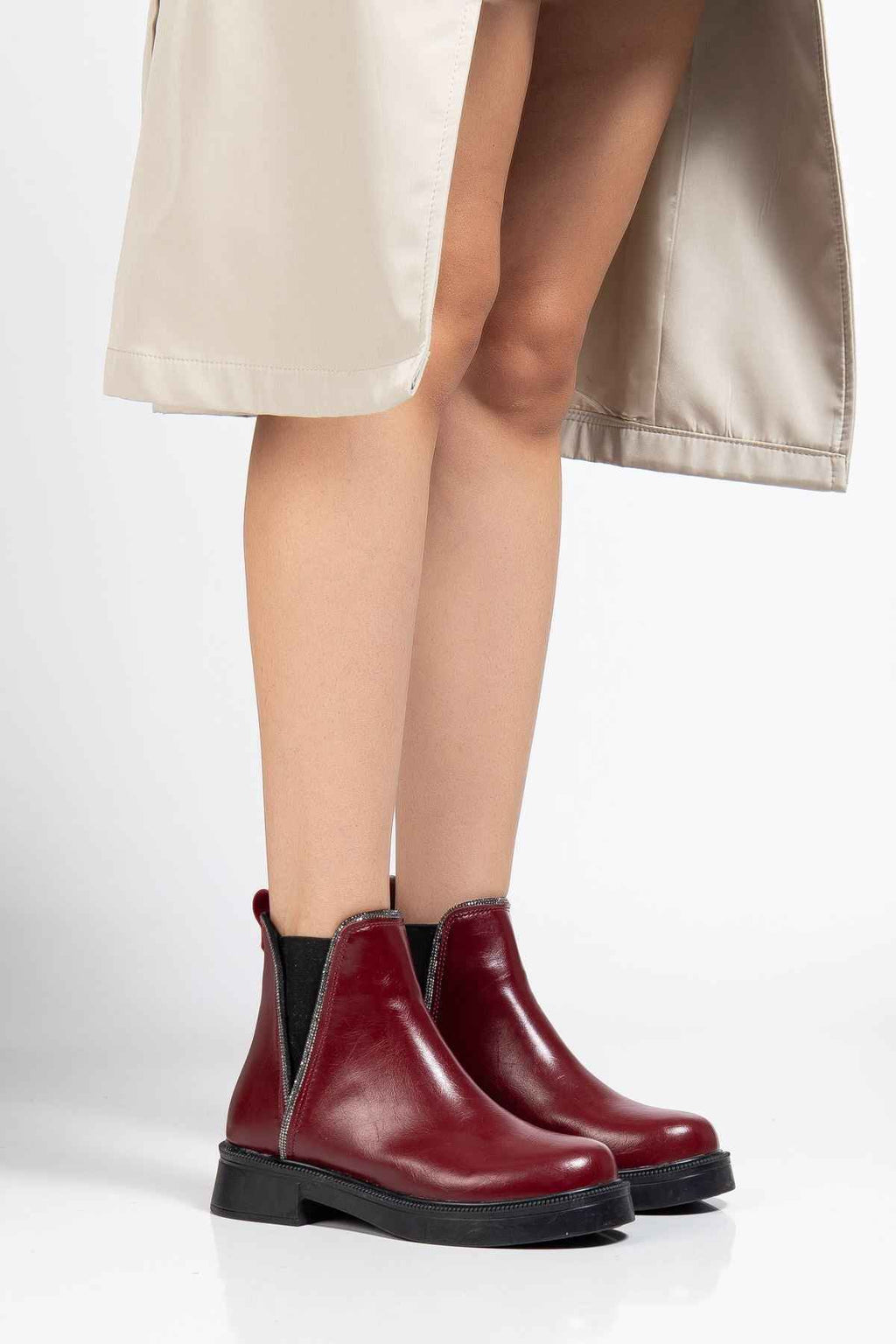 Ayakkabı Aşkı 02-02 Bordo Kırışık Rugan Taş Aksesuarlı Lastikli Günlük Kadın Bot