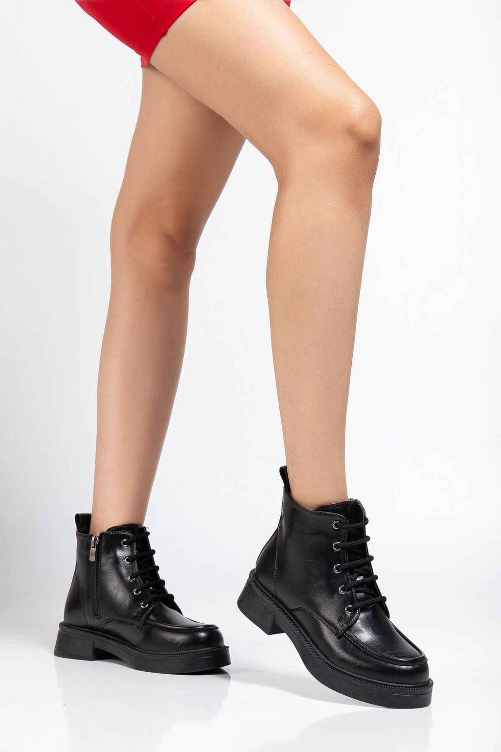 Ayakkabı Aşkı 02-2001 Siyah Kırışık Rugan Bağcıklı Fermuarlı Günlük Kadın Bot