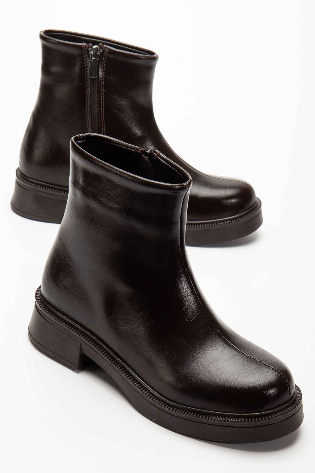 Ayakkabı Aşkı 02-3033 Kahve Kırışık Rugan Fermuarlı Günlük Kadın Bot