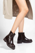 Ayakkabı Aşkı 02-3033 Kahve Kırışık Rugan Fermuarlı Günlük Kadın Bot