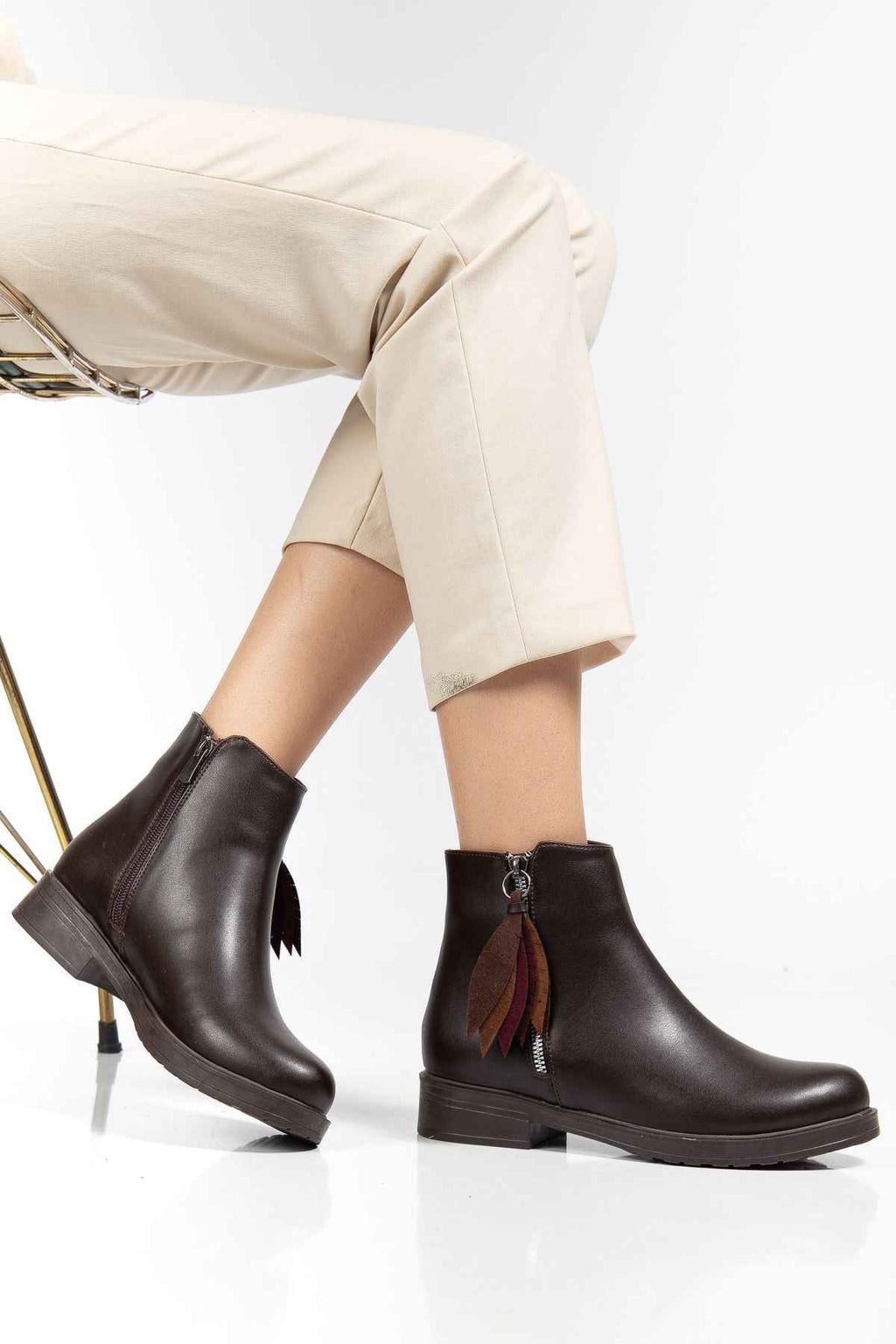 Ayakkabı Aşkı 165-205 Kahve Yaprak Desenli Fermuarlı Günlük Kadın Bot - Kopya