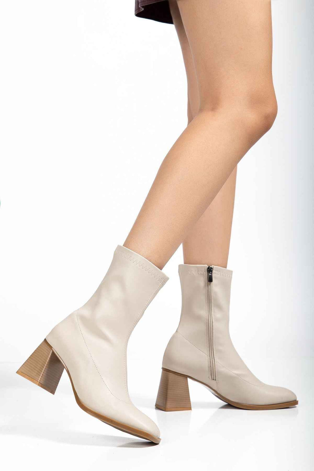 Ayakkabı Aşkı Hc-2700 Bej Topuklu Fermuarlı Kadın Bot