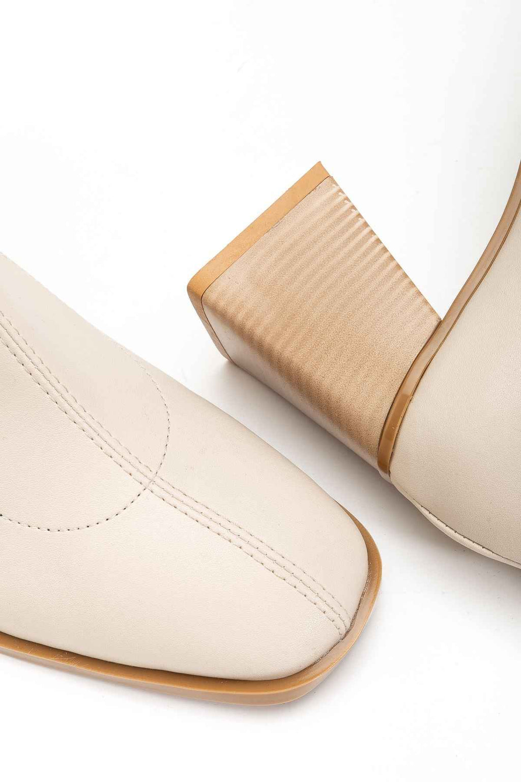 Ayakkabı Aşkı Hc-2700 Bej Topuklu Fermuarlı Kadın Bot