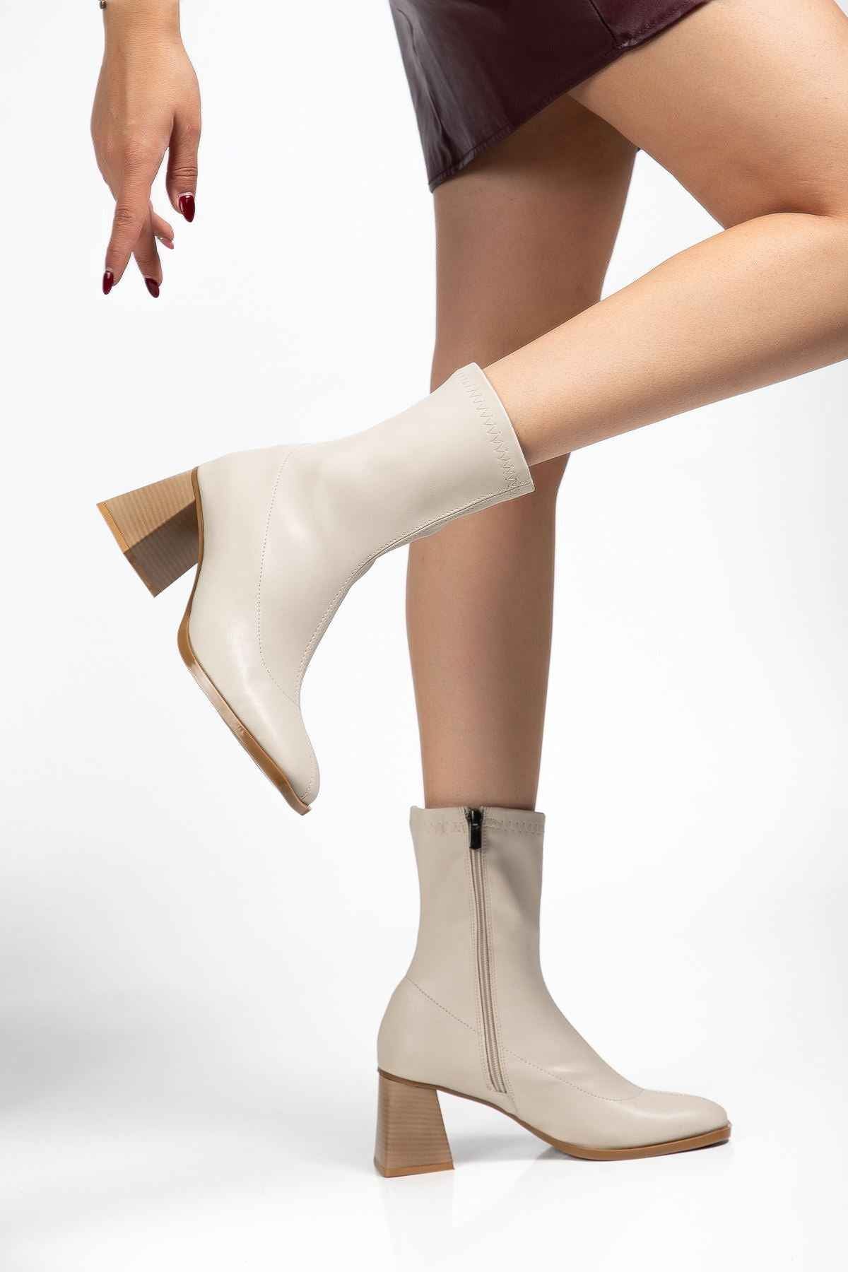 Ayakkabı Aşkı Hc-2700 Bej Topuklu Fermuarlı Kadın Bot