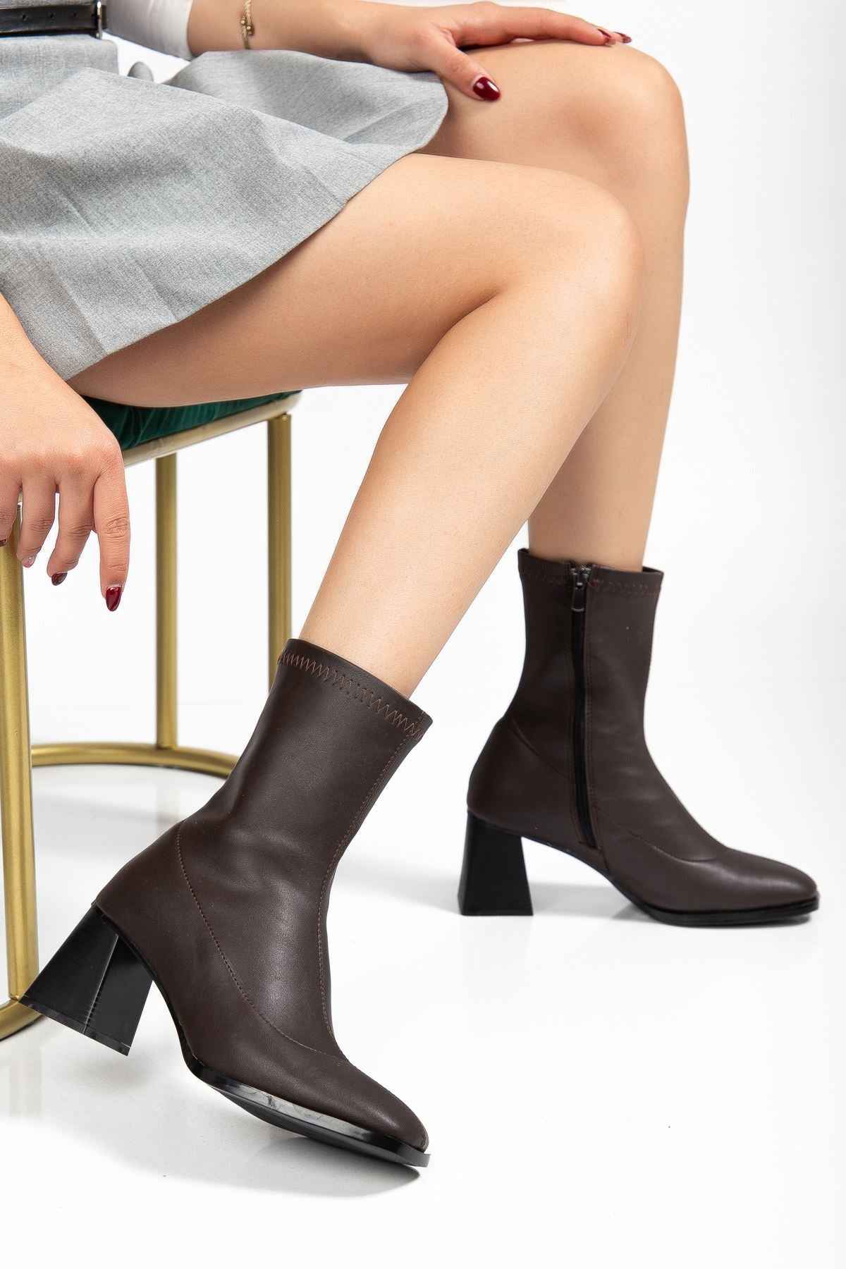 Ayakkabı Aşkı Hc-2700 Kahverengi Topuklu Fermuarlı Kadın Bot