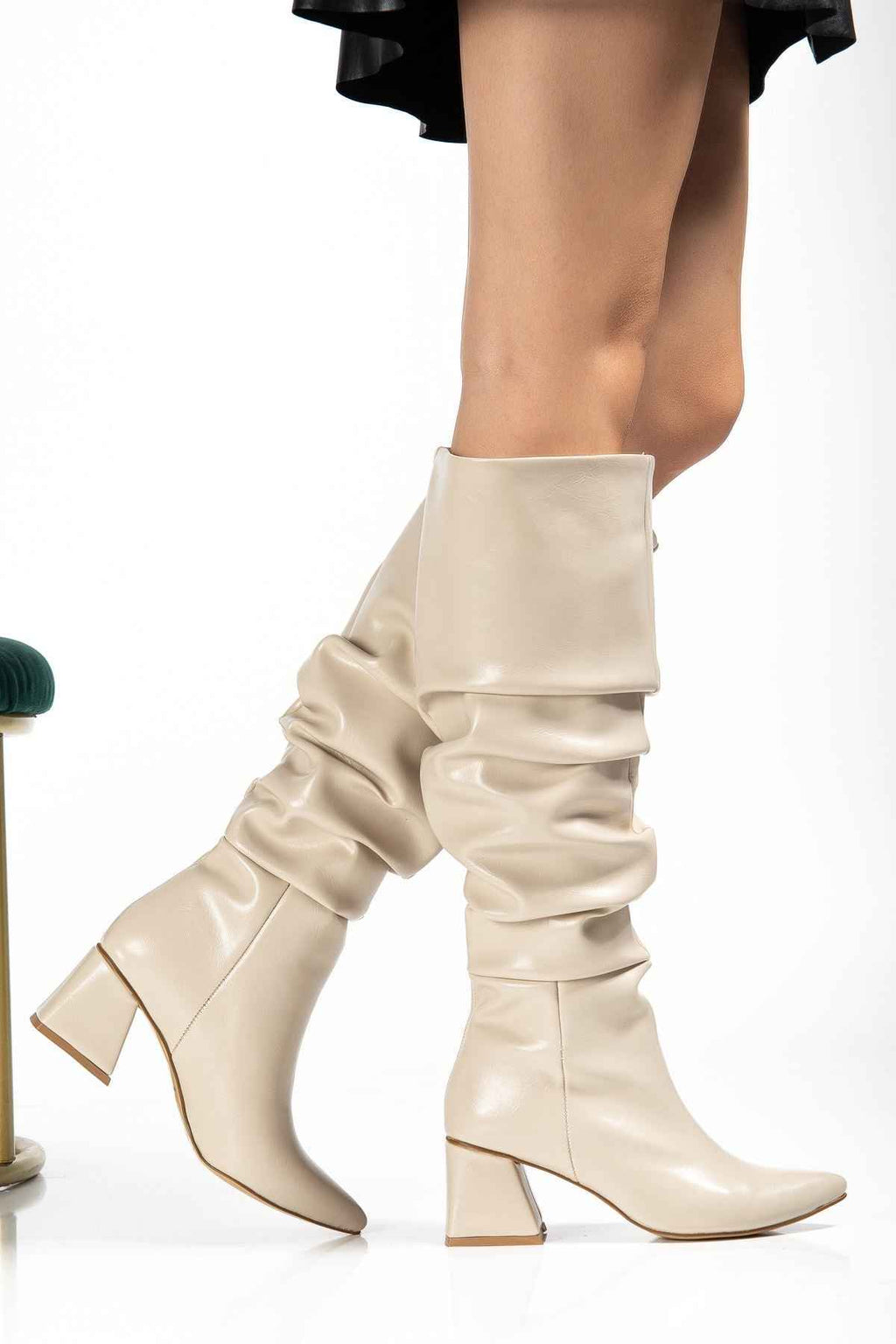 Ayakkabı Aşkı Syt-2002 Bej Kırışık Rugan Körüklü Kalın Topuklu Günlük Bayan Çizme