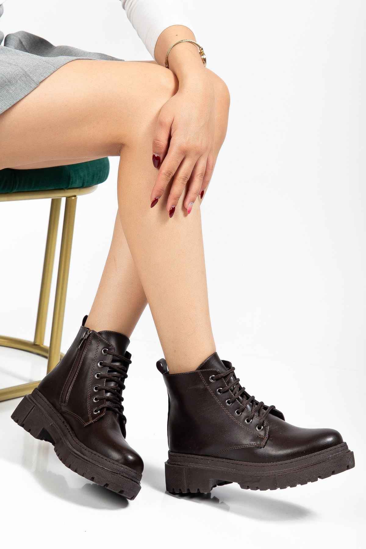 Ayakkabı Aşkı 812-296 Kahve Bağcıklı Fermuarlı Günlük Kadın Bot